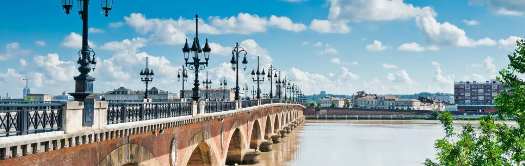 Se déplacer en transports en commun en Nouvelle-Aquitaine : facile ou galère ?
