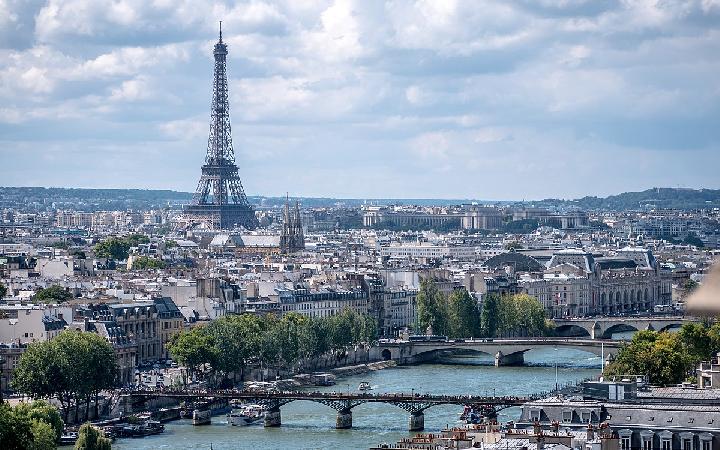 Image pour l'article Règlement jeu concours facebook et Instagram : « Paris » du 6 décembre 2022 au 18 décembre 2022
